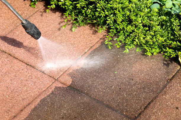 Why Choose Our Certified Pressure Washing Experts for Your Project Needs in Noroton Heights, CT?